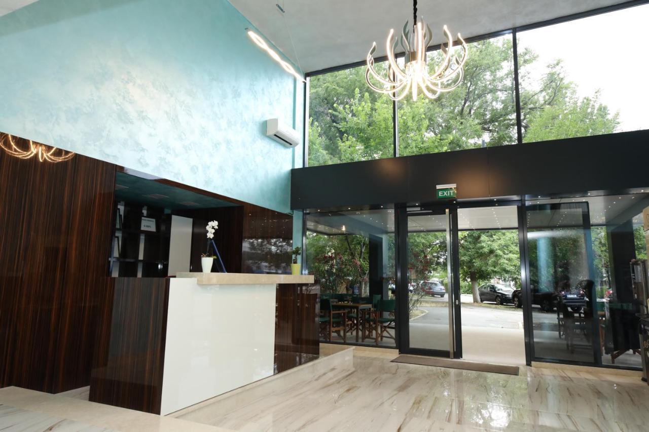 מאמאיה Hotel Delfin מראה חיצוני תמונה