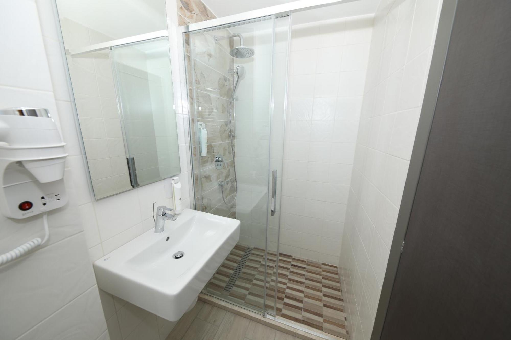 מאמאיה Hotel Delfin מראה חיצוני תמונה